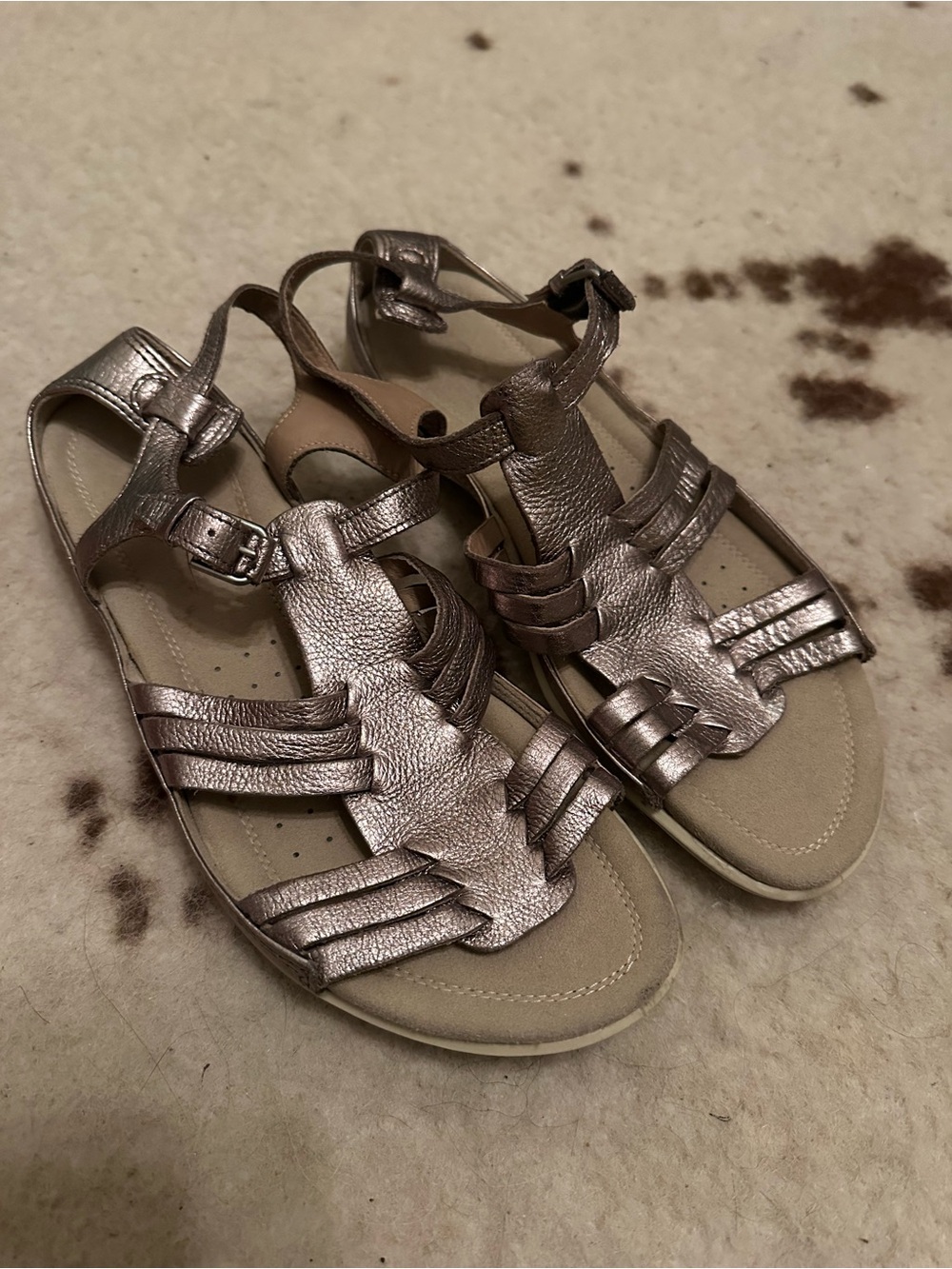 Metallic silver Leather Women's Strappy Sandals by ECCO Sz 38 (7.5)